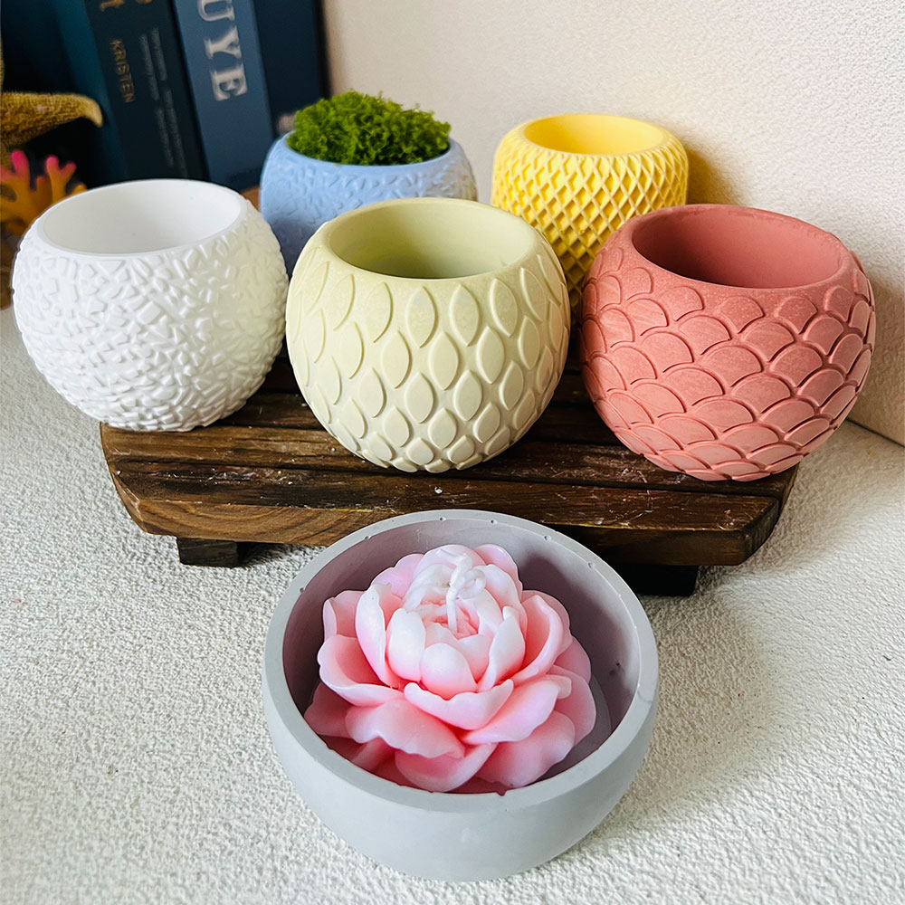 Ceramic Candle Vessel - قالب كوب شمع إسمنتي بنمط قشور