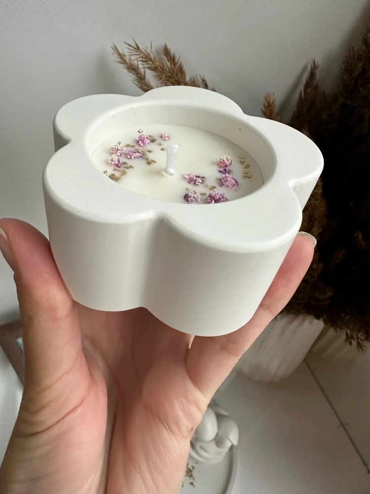 Ceramic Candle Vessel - ثلاثية الأبعاد زهر البرقوق على شكل